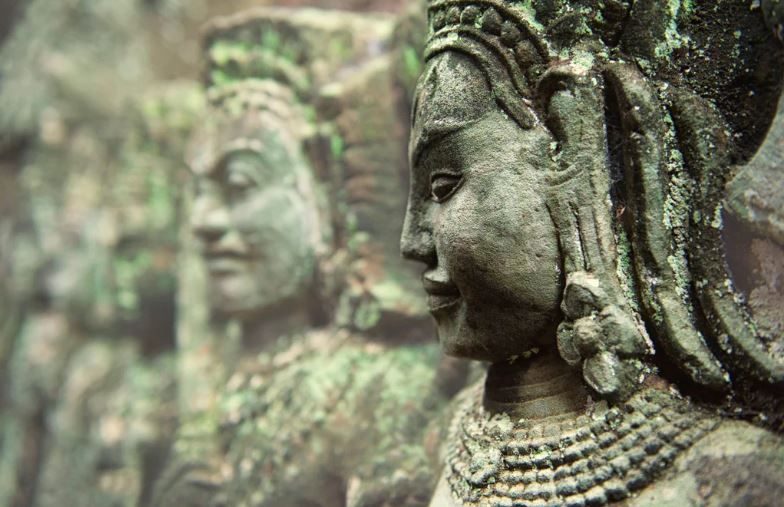 Du Nord Vietnam aux Temples d'Angkor : Merveilles et Cités Impériales — 12 jours