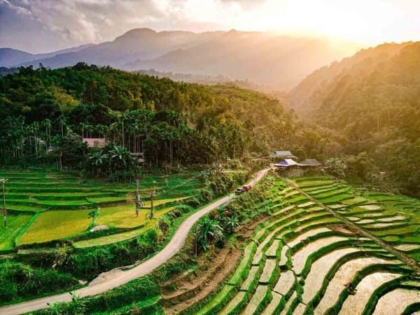 Échappée verte : réserve de Pù Luông & baie d'Halong terrestre — 4 jours