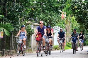 Fastes Impériaux et Jardins Secrets de Hué — 1 jour