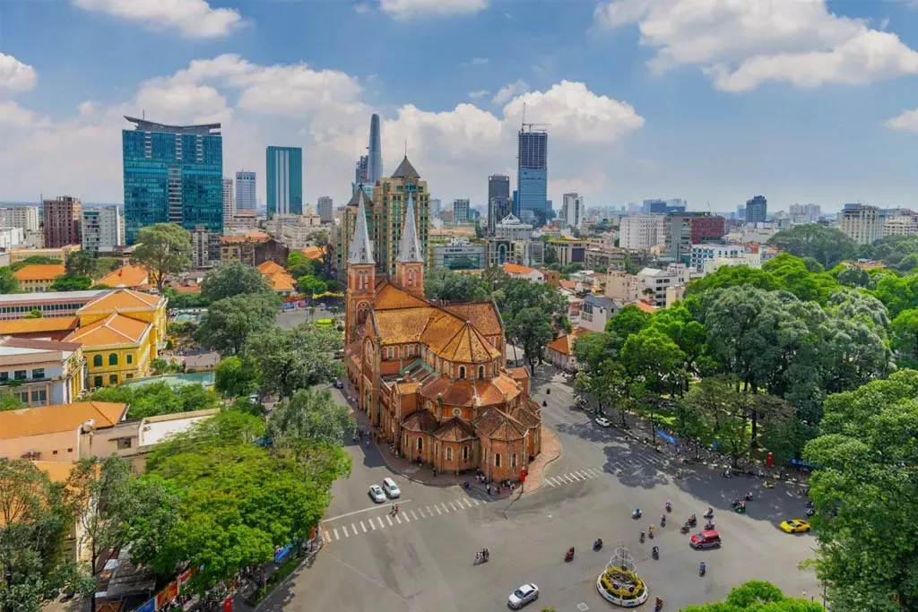 La Grande Traversée du Vietnam en 15 jours : Des Cités Royales aux Cimes du Tonkin