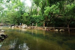 Merveilles Souterraines de Phong Nha et Grotte du Paradis — 2 jours