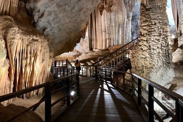 De Phong Nha à la Cité Impériale par Vĩnh Mộc — 2 jours