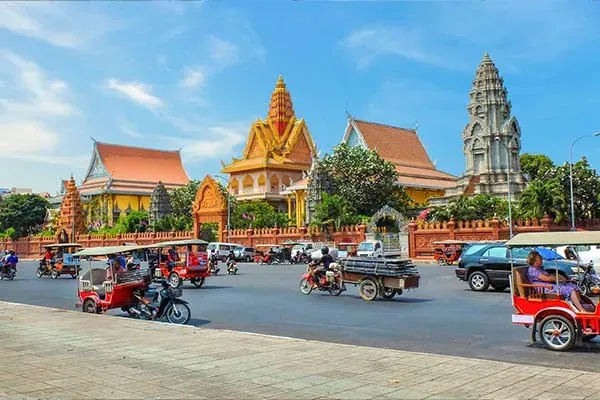 Quintessence du Cambodge en 5 jours : de Phnom Penh à la splendeur d'Angkor
