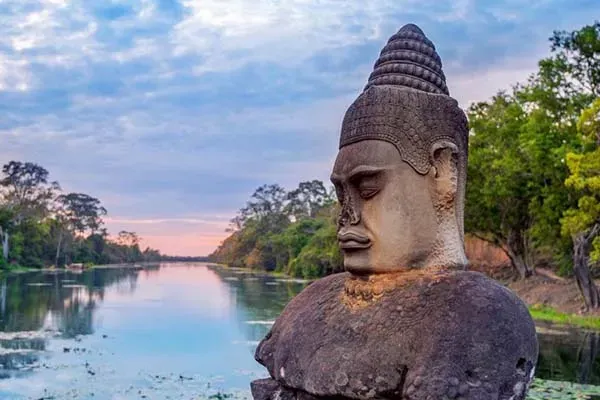 Quintessence du Cambodge en 5 jours : de Phnom Penh à la splendeur d'Angkor